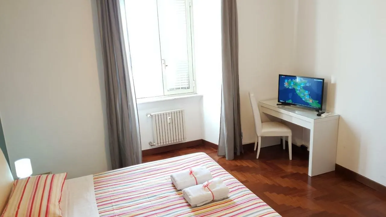 Rome Aparts Apartament